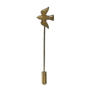 Vintage Goldtone In Flight Dove Classic Design Long Stem Lapel Tie Stick Pin